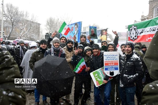 راهپیمایی 22 بهمن ماه در تبریز-2