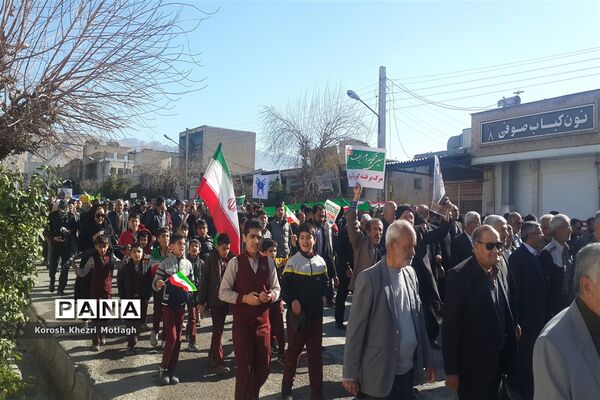 راهپیمایی 22 بهمن و اربعین شهادت حاج قاسم سلیمانی در کازرون