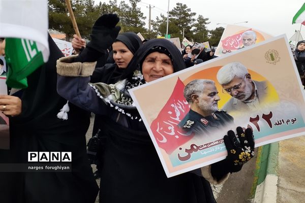 راه پیمایی 22 بهمن در تربت جام