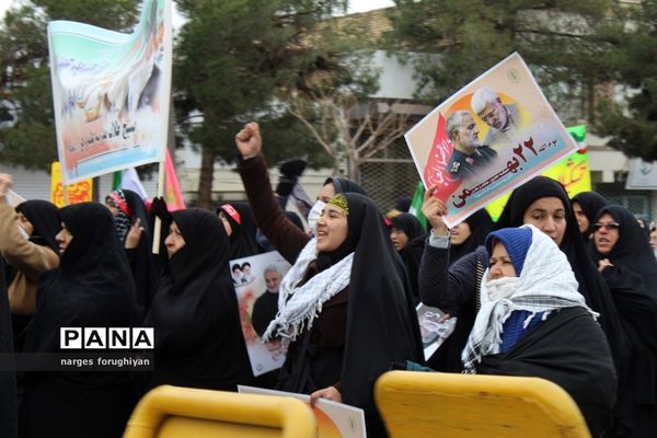 راه پیمایی 22 بهمن در تربت جام