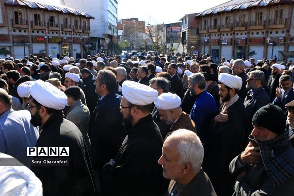 آیین تشییع و خاکسپاری پیکر آیت‌الله طبرسی