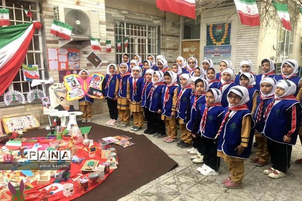 برگزاری جشن دهه فجر در مدارس داراب