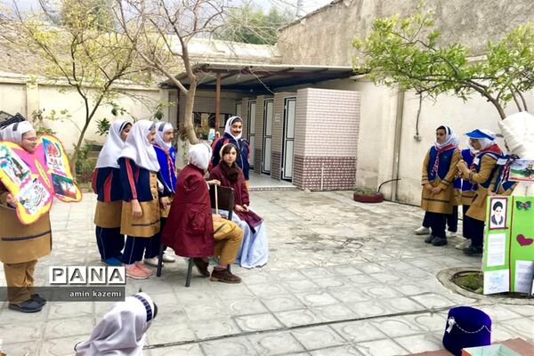 برگزاری جشن دهه فجر در مدارس داراب