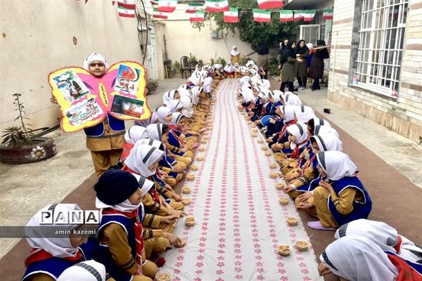برگزاری جشن دهه فجر در مدارس داراب