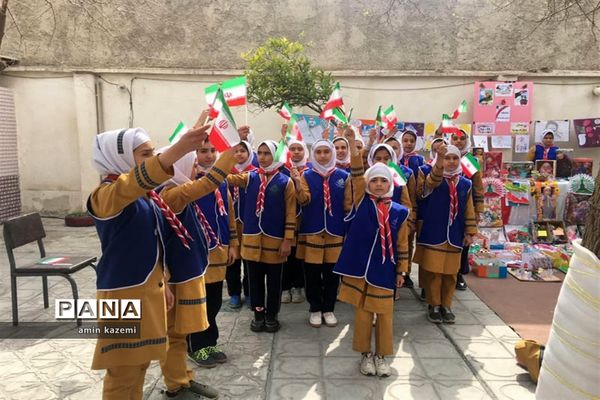 برگزاری جشن دهه فجر در مدارس داراب