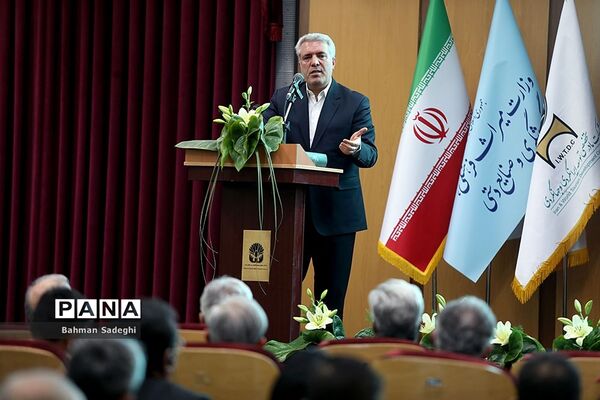 افتتاح سیزدهمین نمایشگاه بین المللی گردشگری و سی و سومین نمایشگاه ملی صنایع دستی تهران