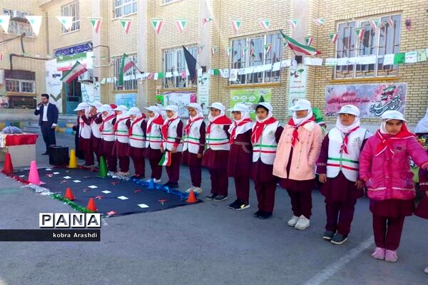 جشن پیروزی انقلاب و اربعین سردار شهید حاج قاسم سلیمانی در دبستان معین سرتل بوشهر