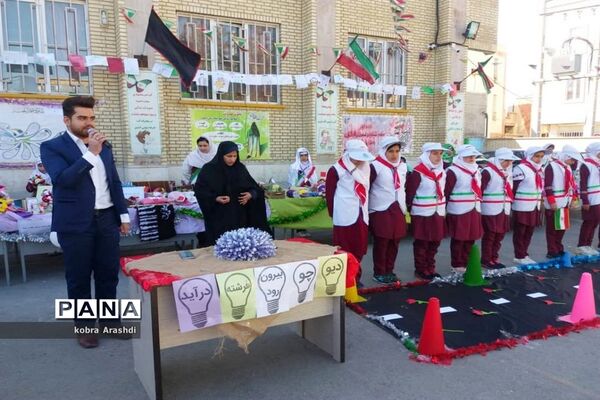 جشن پیروزی انقلاب و اربعین سردار شهید حاج قاسم سلیمانی در دبستان معین سرتل بوشهر