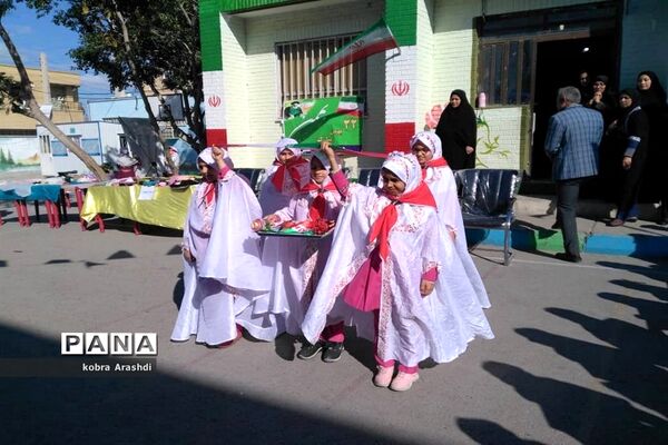 جشن پیروزی انقلاب و اربعین سردار شهید حاج قاسم سلیمانی در دبستان معین سرتل بوشهر