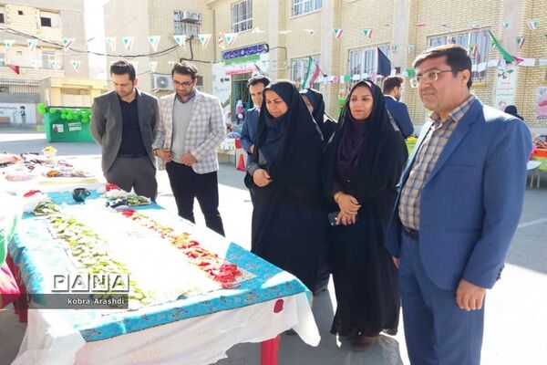 جشن پیروزی انقلاب و اربعین سردار شهید حاج قاسم سلیمانی در دبستان معین سرتل بوشهر