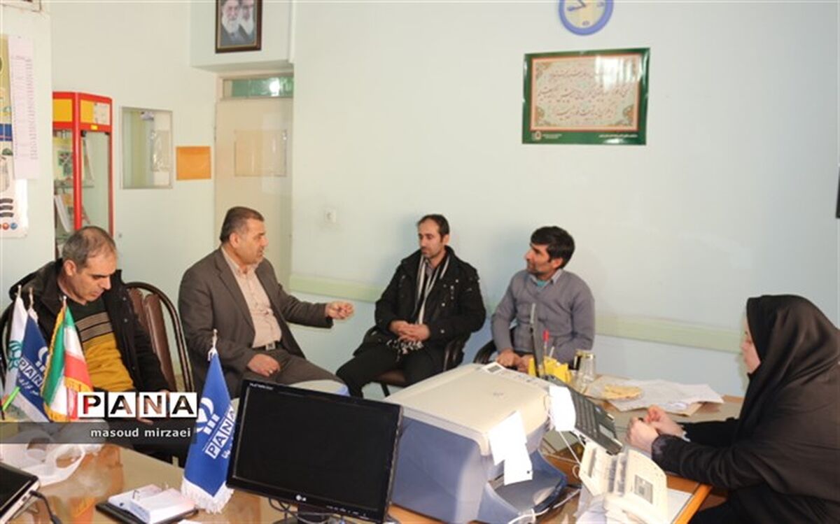 نشست هم اندیشی کارشناسان سازمان دانش آموزی قزوین برگزار شد