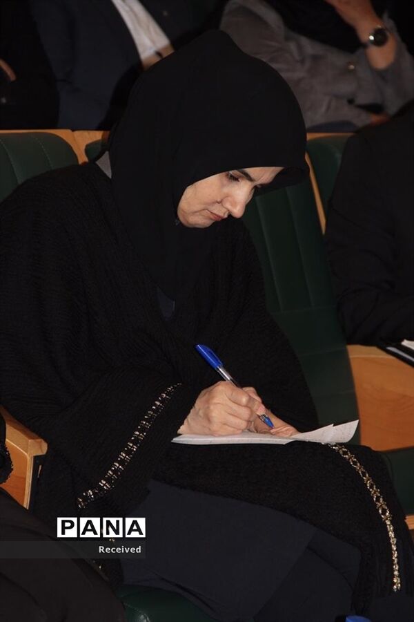 نشست کانون وکلای دادگستری مازندران با حضور معاون حقوقی رئیس جمهوری