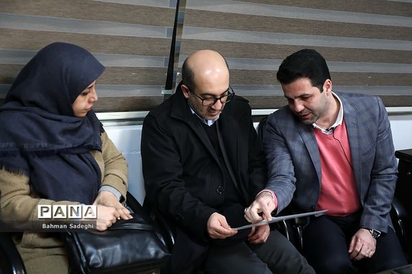 بازدید دو عضو شورای شهرتهران  ازجمعه بازار  پروانه