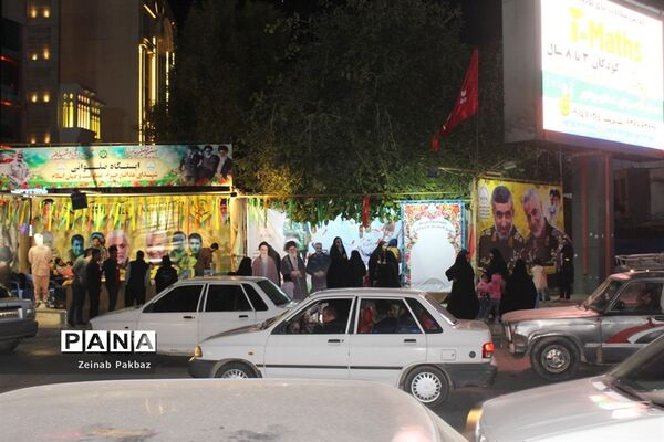 ایستگاه صلواتی در میدان امام خمینی (ره) بوشهر