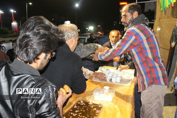 ایستگاه صلواتی در میدان امام خمینی (ره) بوشهر