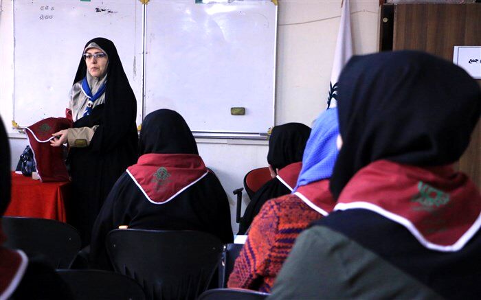 برگزاری جلسه توانمند سازی مربیان پیشتاز منطقه یک در کانون رضوان