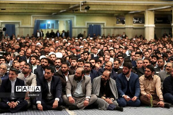 دیدار ذاکران اهل‌بیت علیهم‌السلام با رهبر معظم انقلاب