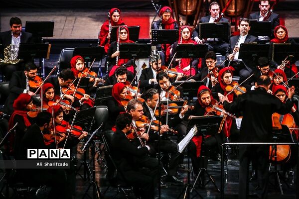 چهارمین شب سی و پنجمین جشنواره موسیقی فجر