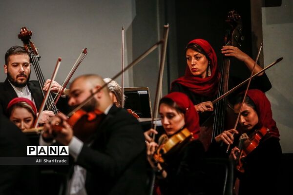 چهارمین شب سی و پنجمین جشنواره موسیقی فجر