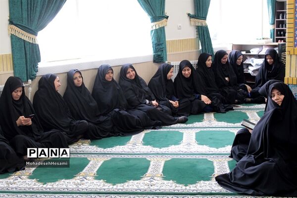 جشن میلاد حضرت زهرا(س) در آموزش و پرورش استان خراسان جنوبی
