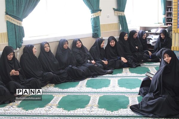 جشن میلاد حضرت زهرا(س) در آموزش و پرورش استان خراسان جنوبی