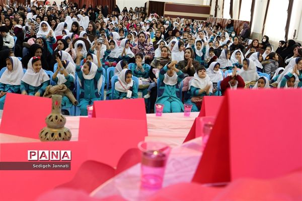 میم مثل مادر ف مثل فاطمه