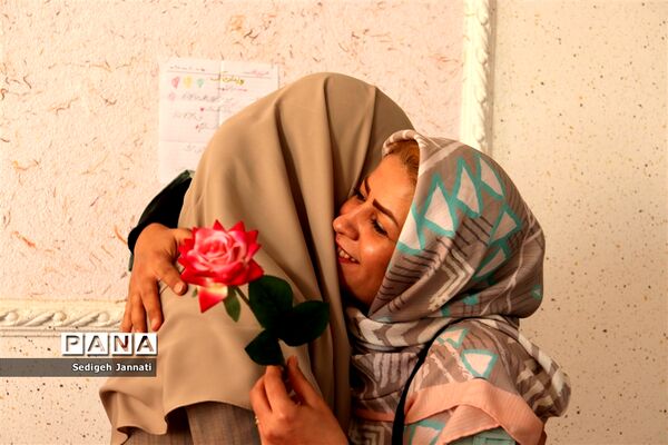 میم مثل مادر ف مثل فاطمه