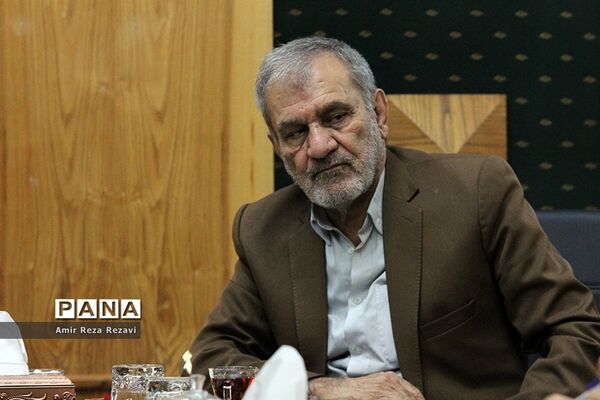 دیدار مدیران رسانه‌ها با مدیرکل صدا و سیمای مرکز خوزستان