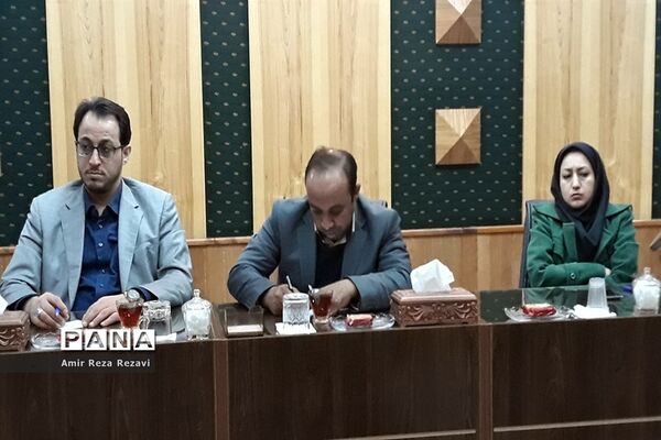 دیدار مدیران رسانه‌ها با مدیرکل صدا و سیمای مرکز خوزستان