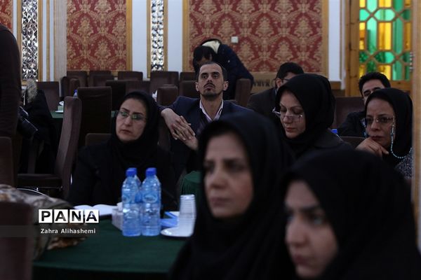 کارگاه آموزشی کشوری پیشگیری انتخابی نوجوانان در معرض خطر