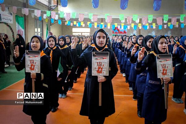 برگزاری مانور تشکیلاتی یاوران  انقلاب درچهاردانگه