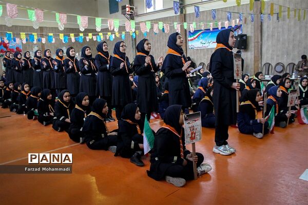برگزاری مانور تشکیلاتی یاوران  انقلاب درچهاردانگه