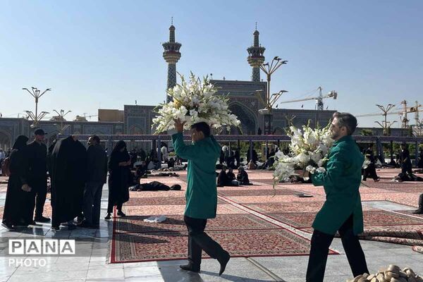 مشهد در سوگ امام رضا(ع)؛ حرم رضوی میزبان دلهای داغدار
