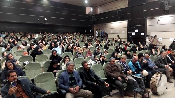 برگزاری مراسم گرامیداشت شب یلدا در نورآباد لرستان