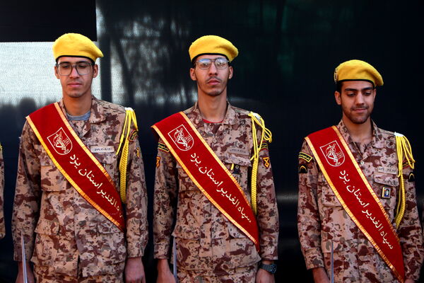 مراسم استقبال ار هفت شهید گمنام در یزد 
