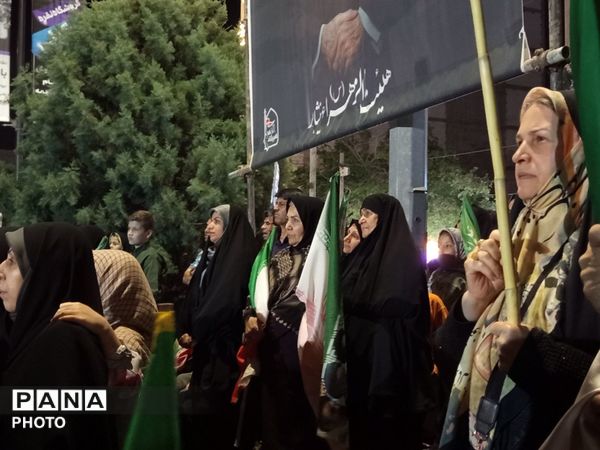 شبی با جنس همدلی در بلوار فضل نیشابور