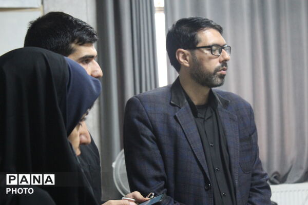 اجرای طرح مهربان‌تر از مادردر مدرسه شهدای معلم