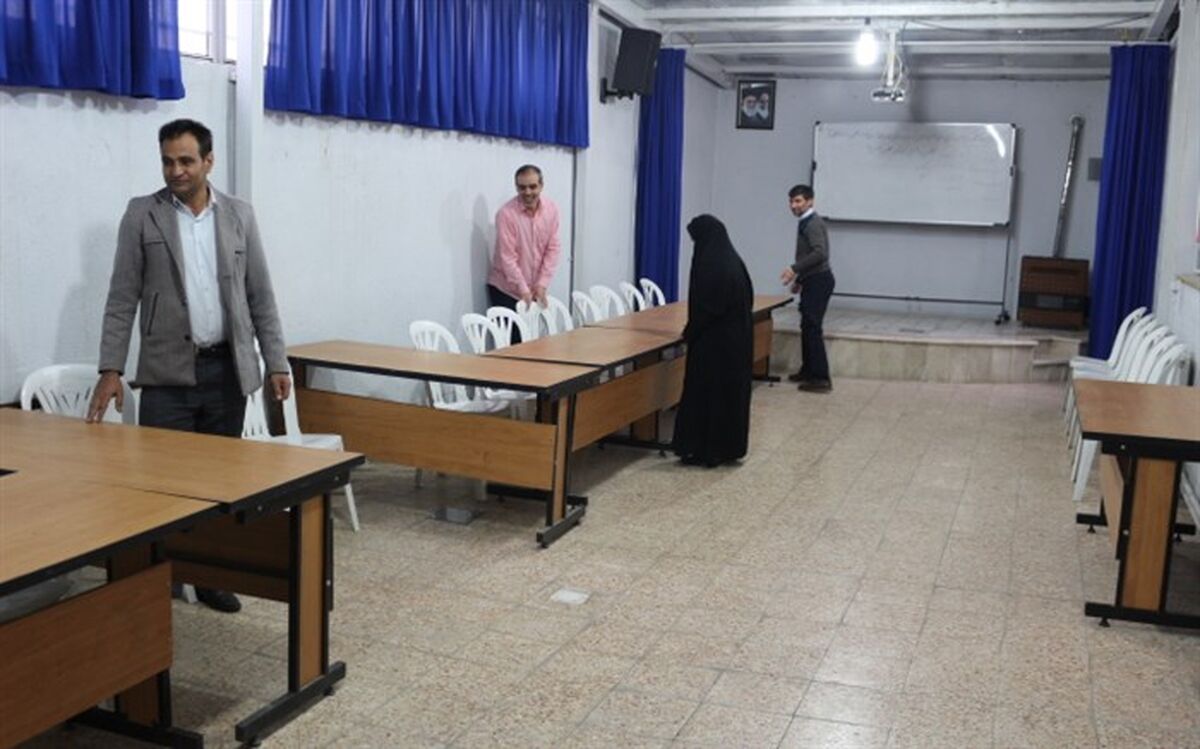 آماده سازی محل شعب اخذ رأی سازمان دانش آموزی قزوین