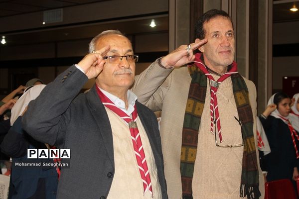 برگزاری همایش پیشتازان درکانون فرهنگی تربیتی آفتاب منطقه19