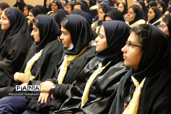 برگزاری همایش پیشتازان درکانون فرهنگی تربیتی آفتاب منطقه19