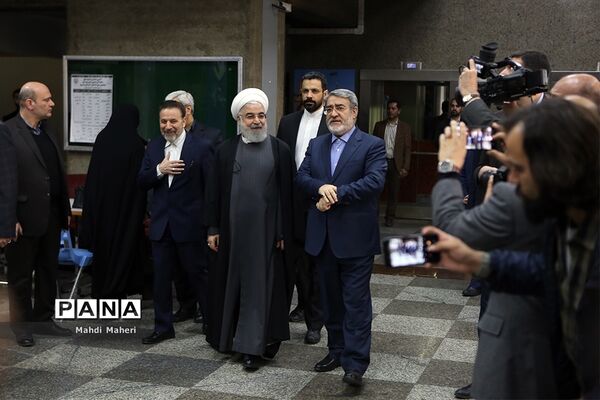 حضور رییس جمهوری در یازدهمین دوره انتخابات مجلس شورای اسلامی و میان‌دوره‌ای مجلس خبرگان رهبری