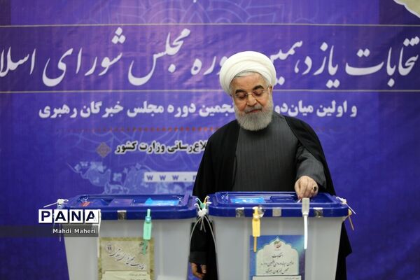 حضور رییس جمهوری در یازدهمین دوره انتخابات مجلس شورای اسلامی و میان‌دوره‌ای مجلس خبرگان رهبری