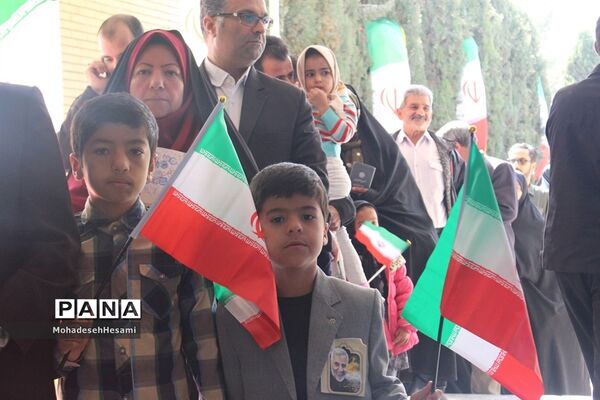 حضور با شکوه مردم شهرستان بیرجند در یازدهمین  انتخابات مجلس