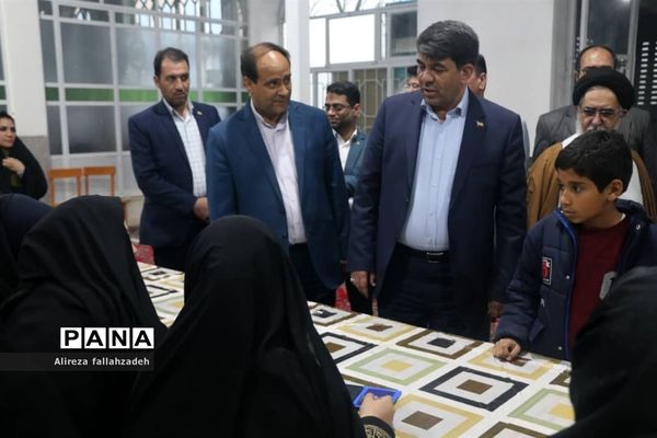 بازدید استاندار یزد از شعب اخذ رای شهرستان ابرکوه