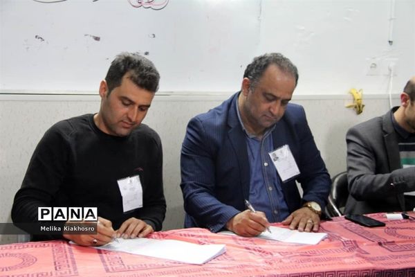 یازدهمین دوره انتخابات مجلس شورای اسلامی در محمودآباد