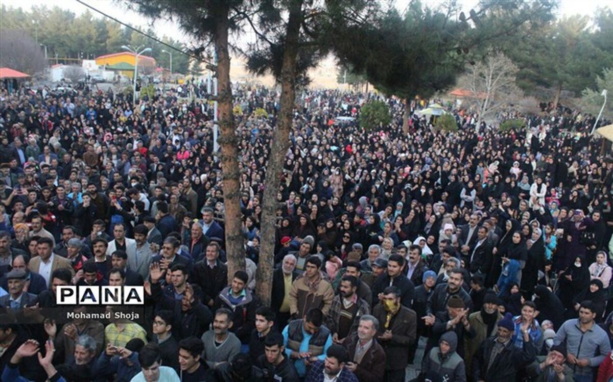 مراسم شکرانه  حضور در  انتخابات درگز برگزار شد
