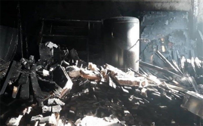 اطفاء حریق یک کارگاه چوب بری و مبل سازی در اسلامشهر