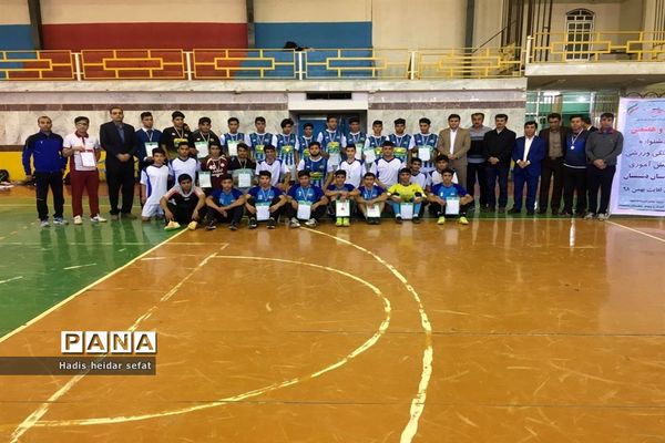 مسابقات فوتسال دانش آموزان پسران دشتستانی
