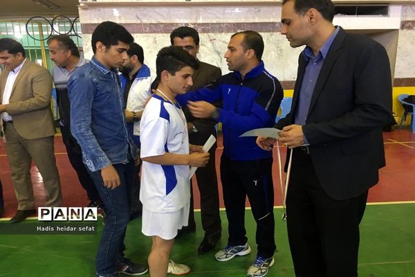 مسابقات فوتسال دانش آموزان پسران دشتستانی