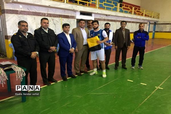 مسابقات فوتسال دانش آموزان پسران دشتستانی